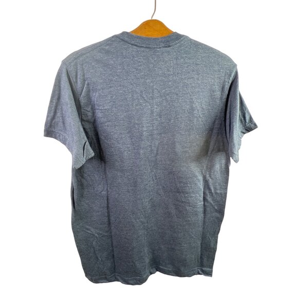 Chicago Short Sleeve Crew Neck T-Shirt Medium Blue American Flag Heart Design - Picture 2 of 6